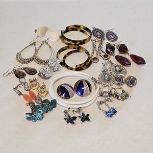 Lot Of 19 Fun Earrings Beads Rhinestones Shell Enamel Mix Imperfect